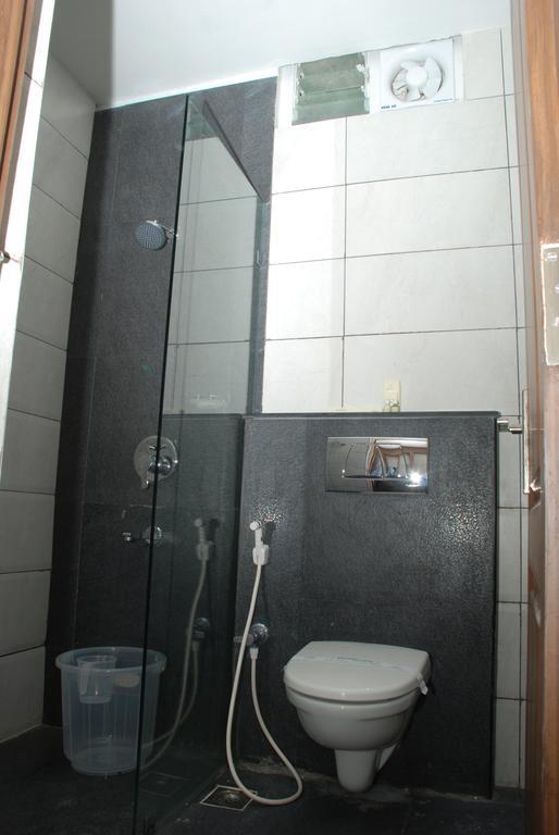 Hotel Pla Amrith Inn Tiruchirappalli Exterior photo